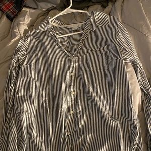 Old navy grey and white striped shirt